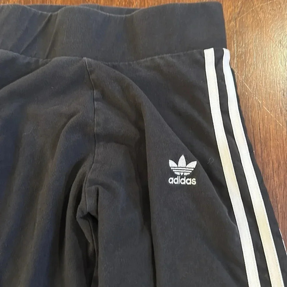 Adidas women’s leggings small - Picture 2 of 3
